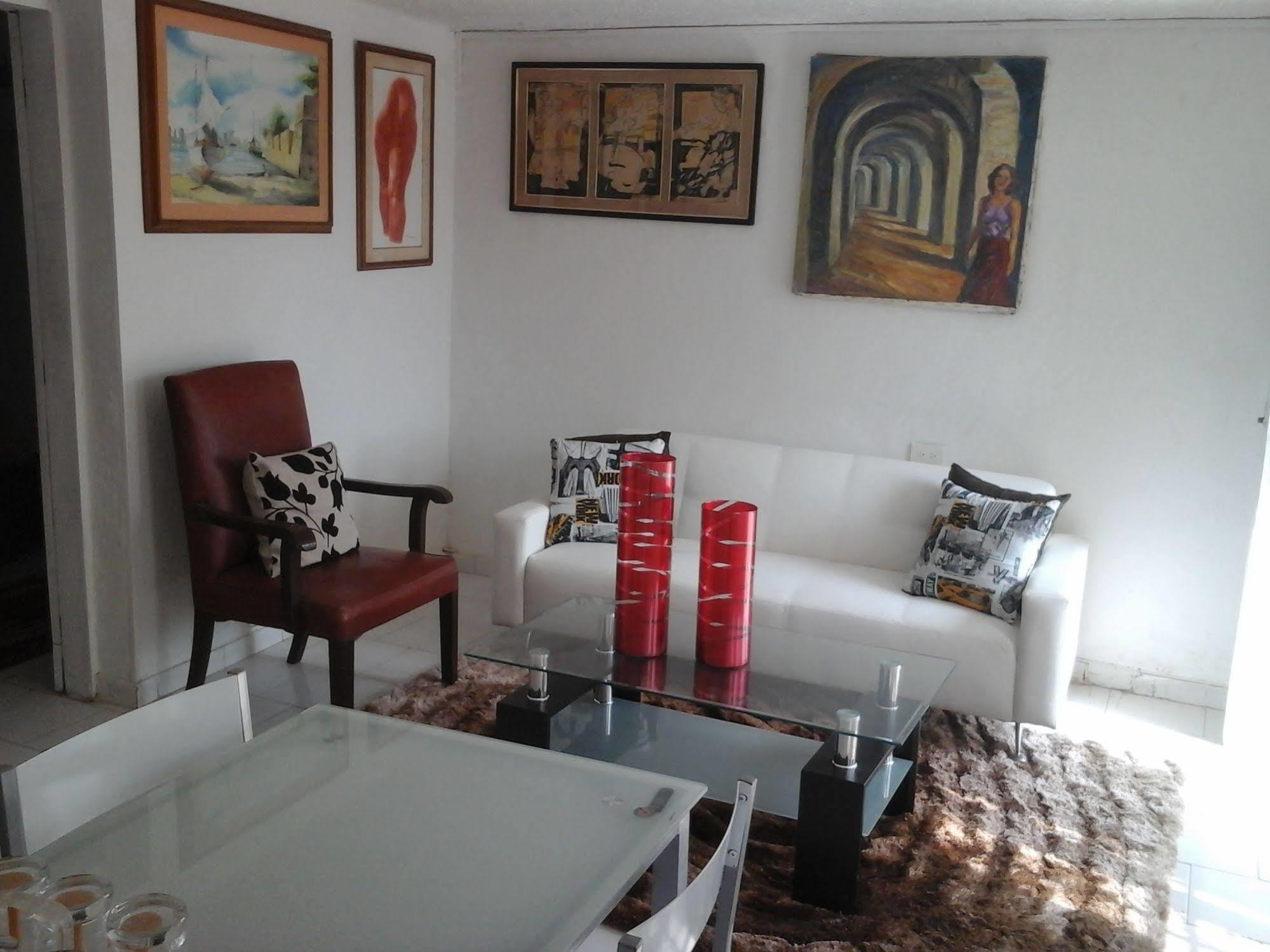 B&B Grand Royal Inn Barranquilla  Eksteriør bilde